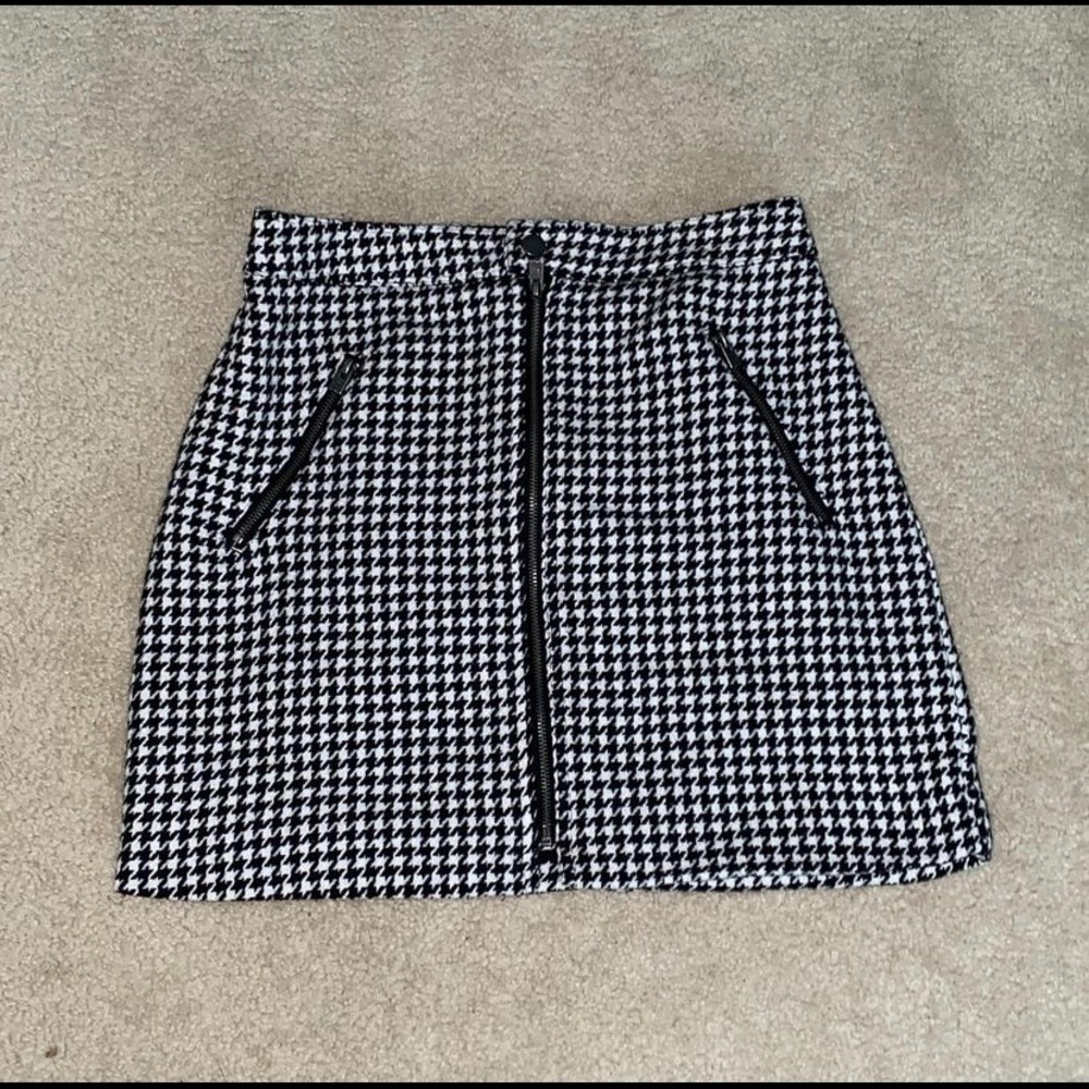 Houndstooth Skirt